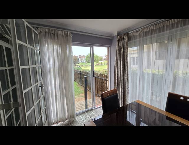 3 BEDROOM SECTIONAL TITLE FOR SALE IN CASTLEVIEW